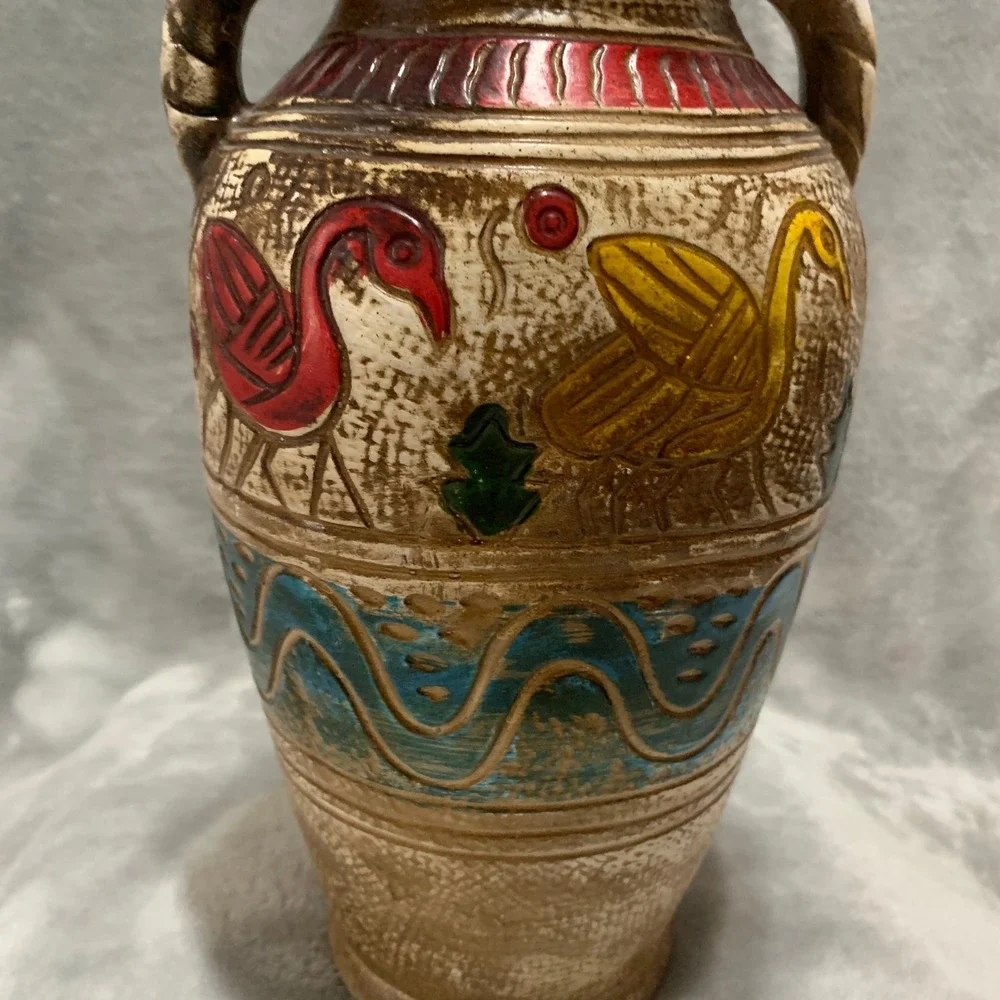 Vintage Style Faux Pottery Plastic Decorative Vase Bird Motif Tan Multi